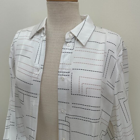 Women's Button-Up - Picture 2 of 12